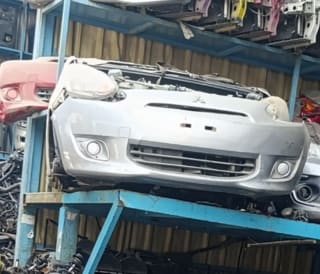 Mitsubishi Mirage (hatchback) halfcut