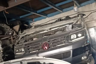Volkswagen Transporter (van) halfcut