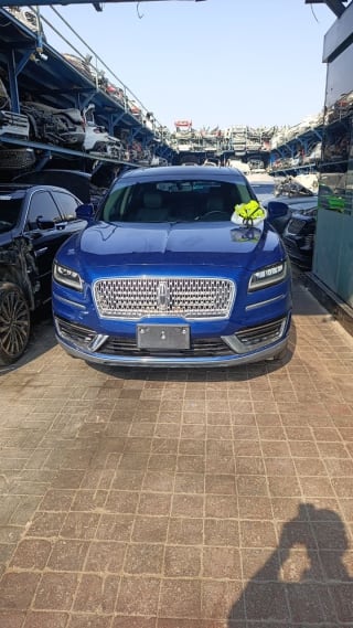 Lincoln Nautilus (SUV) car for parts