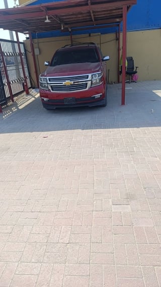 Chevrolet Tahoe (SUV) car for parts