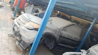 Ford Explorer (SUV) halfcut