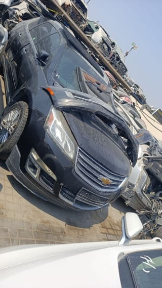 Chevrolet Traverse (SUV) car for parts