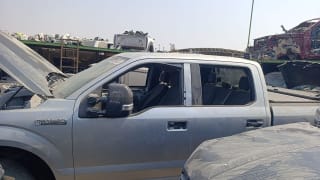 Ford F150 (pickup) car for parts