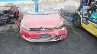 Volkswagen Golf halfcut