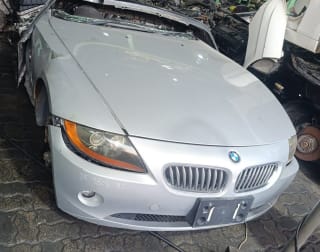 BMW Z4 (roadster) halfcut
