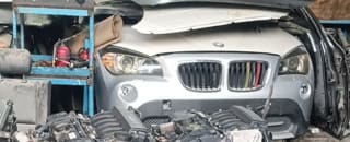 BMW X1 (SUV) halfcut