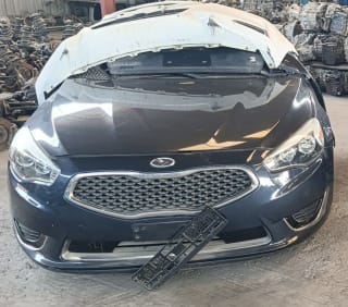 Kia Cadenza (sedan) halfcut