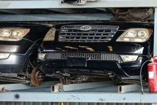 Kia Mohave (SUV) halfcut