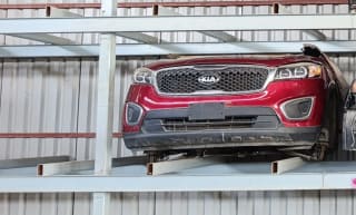 Kia Sorento (SUV) halfcut
