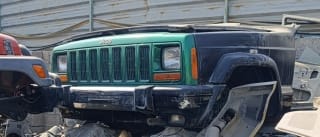 Jeep Cherokee (SUV) halfcut