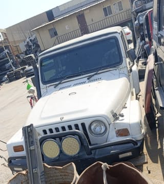 Jeep Wrangler (SUV) car for parts