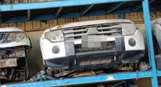 Mitsubishi Pajero (SUV) halfcut