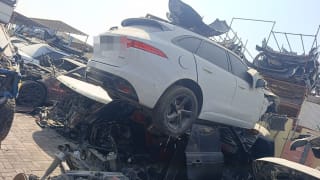 Jaguar F-Pace (SUV) car for parts