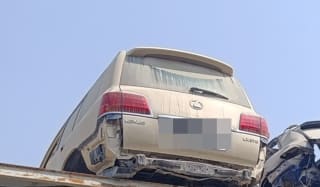 Lexus LX570 (SUV) car for parts