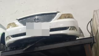 Lexus LS (sedan) halfcut