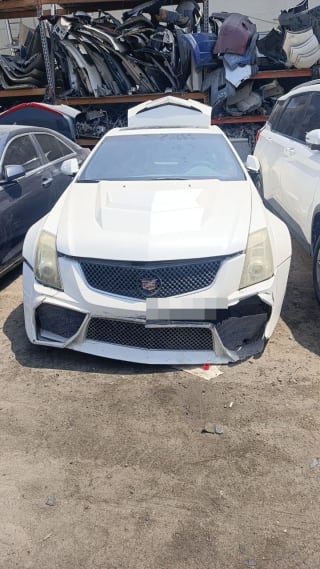 Cadillac CTS-V (coupe) car for parts