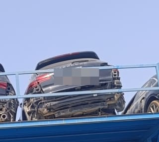 Porsche Cayenne (SUV) halfcut