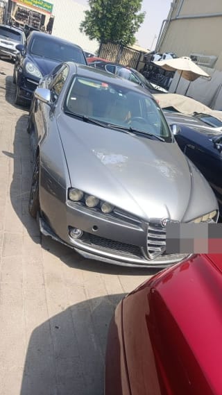 Alfa Romeo 159 (sedan) car for parts