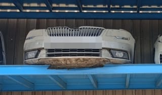 Skoda Superb halfcut