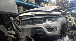 Jeep Compass (SUV) halfcut