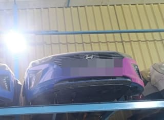 Hyundai Ioniq (hatchback) halfcut