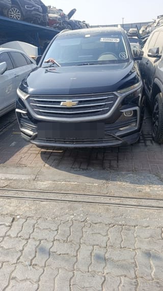 Chevrolet Captiva (SUV) car for parts