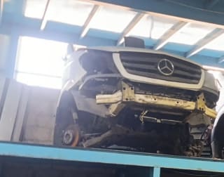 Mercedes-Benz Sprinter (van) halfcut