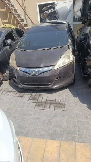 Honda Fit (hatchback) halfcut