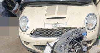 MINI Cooper S (hatchback) halfcut