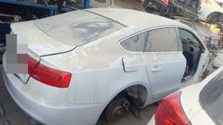 Audi A5 (liftback) halfcut