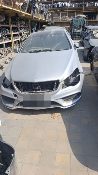 Mercedes-Benz E-Class Coupe (coupe) car for parts