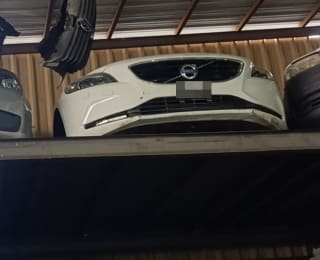 Volvo V40 (hatchback) halfcut