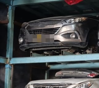 Hyundai Tucson (ix35) (SUV) halfcut