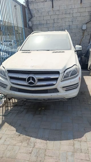 Mercedes-Benz GL-Class (SUV) car for parts