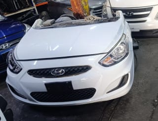 Hyundai Accent halfcut