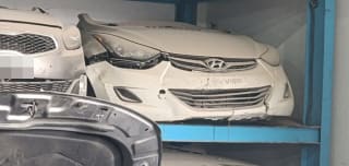 Hyundai Elantra (sedan) halfcut