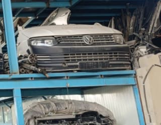 Volkswagen Transporter (van) halfcut