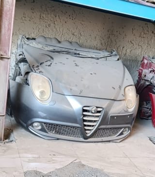 Alfa Romeo MiTo (hatchback) halfcut