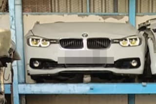 BMW 3-Series (sedan) halfcut