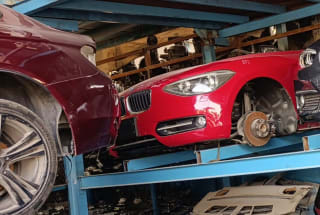BMW 1-Series (hatchback) halfcut