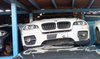BMW X6 (SUV coupe) halfcut