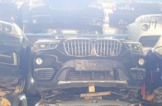 BMW X1 (SUV) halfcut