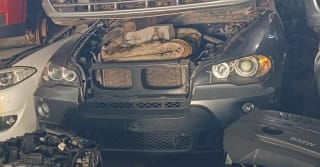 BMW X5 (SUV) halfcut