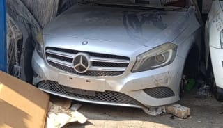 Mercedes-Benz A-Class (hatchback) halfcut