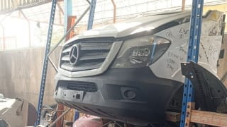 Mercedes-Benz Sprinter (van) halfcut