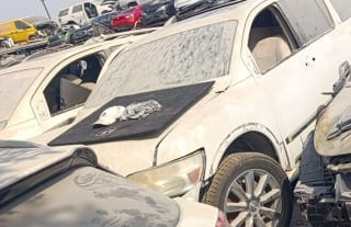 Infiniti QX56 car for parts