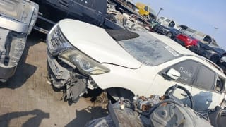 Nissan Pathfinder car for parts
