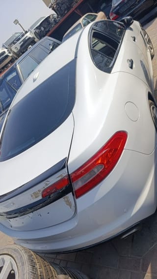 Jaguar XF (sedan) car for parts