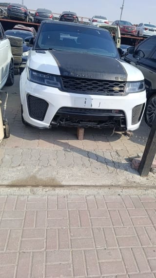 Land Rover Range Rover Sport (SUV) car for parts