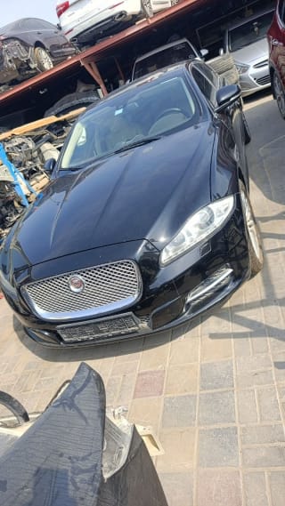 Jaguar XJ (sedan) car for parts